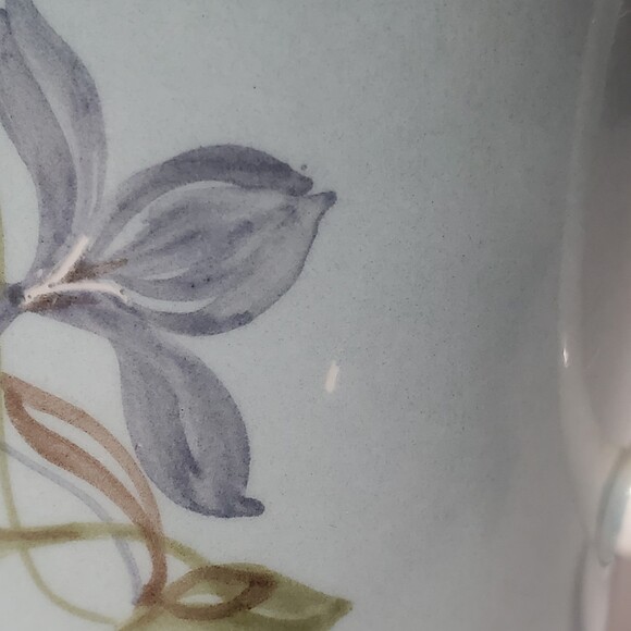 Susie Cooper Demitasse (Small) Cup and Saucer Blue Floral Vintage - Picture 4 of 8